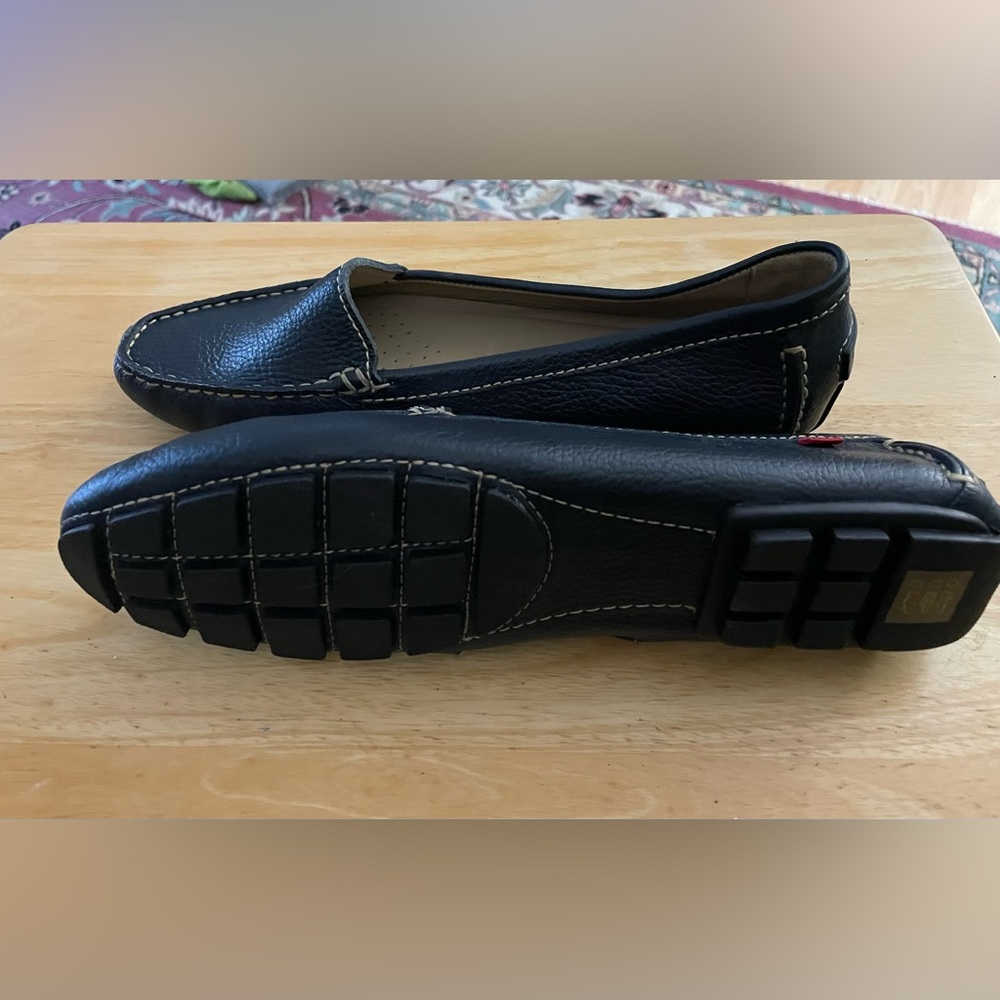 Navy Blue Marc Joseph driving moccasins